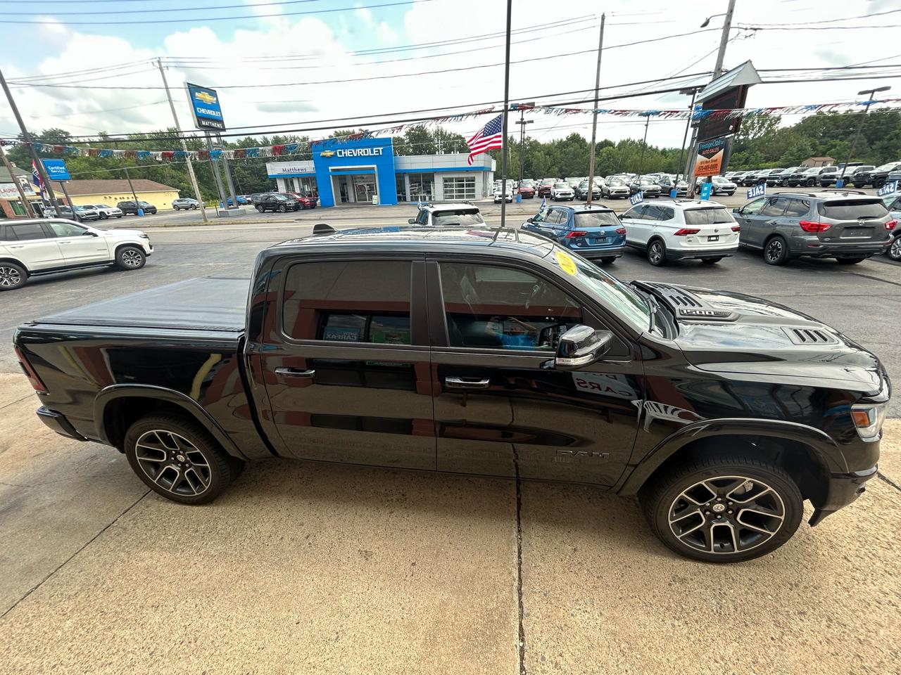 RAM 1500 Laramie Crew Cab SWB 4WD 2019
