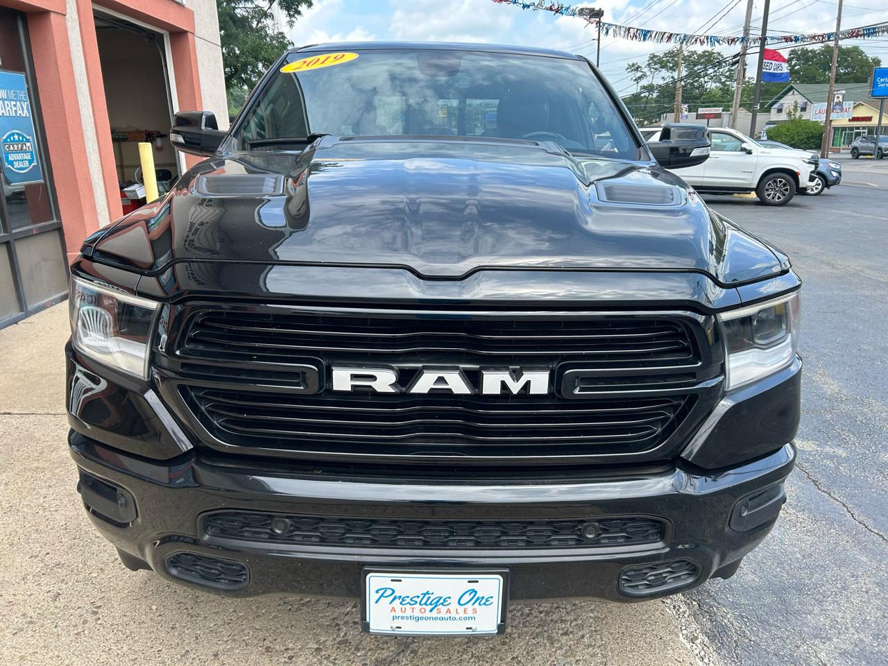 RAM 1500 Laramie Crew Cab SWB 4WD 2019