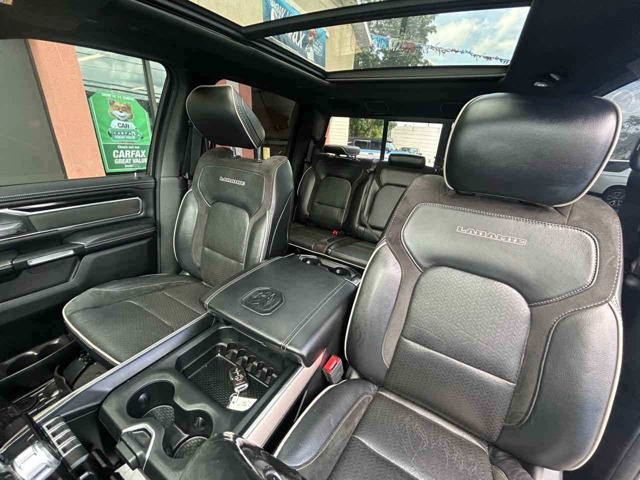 RAM 1500 Laramie Crew Cab SWB 4WD 2019