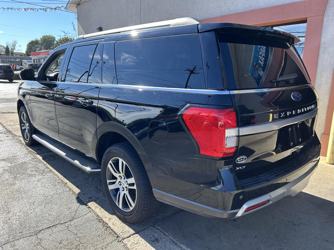 Ford Expedition MAX XLT 4WD 2022