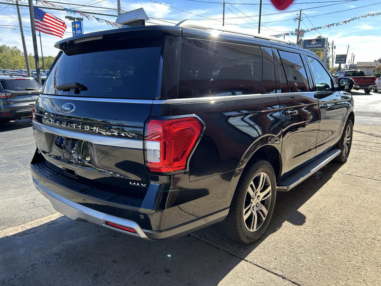 Ford Expedition MAX XLT 4WD 2022