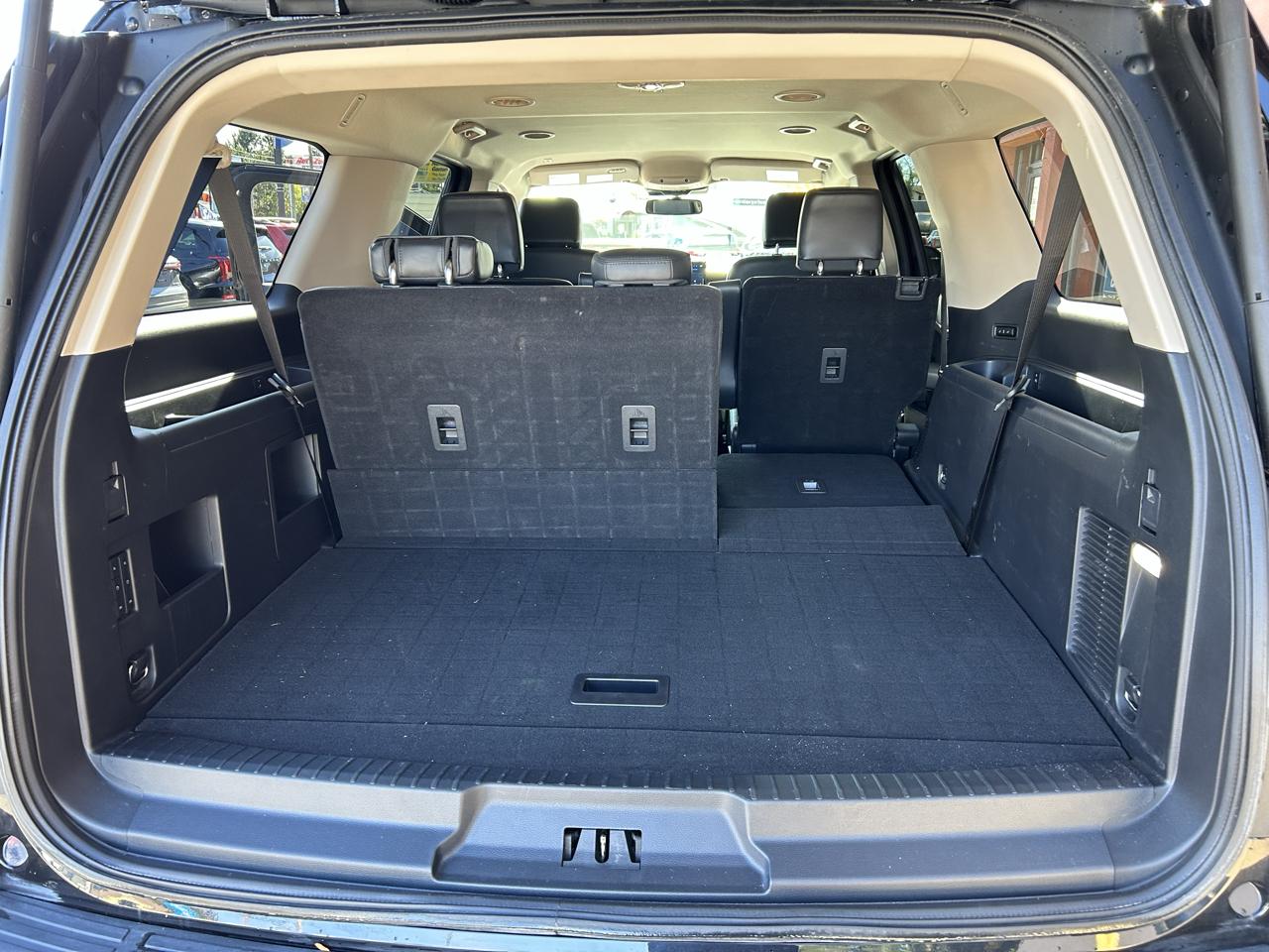 Ford Expedition MAX XLT 4WD 2022