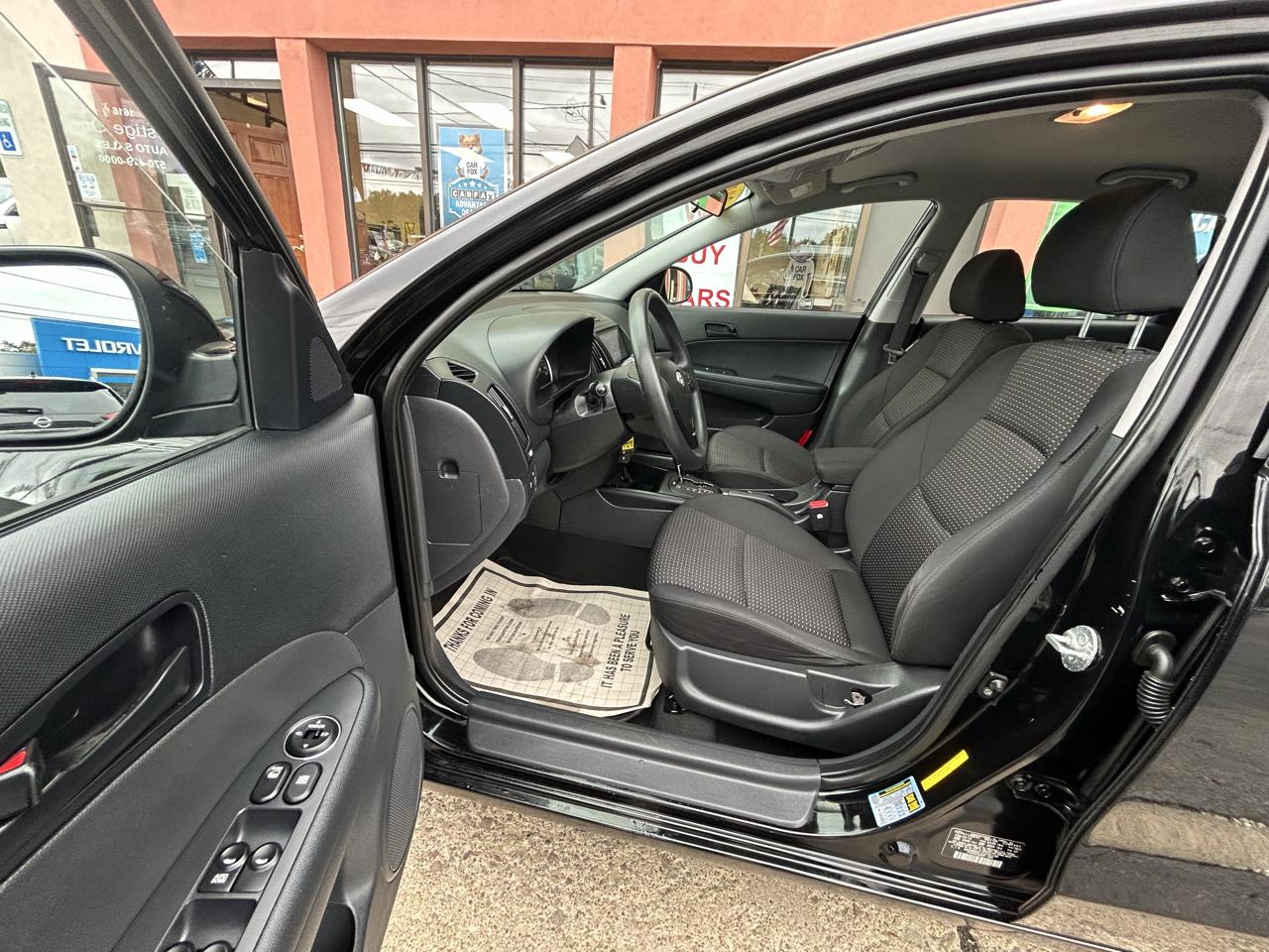 Hyundai Elantra Touring GLS Automatic 2012