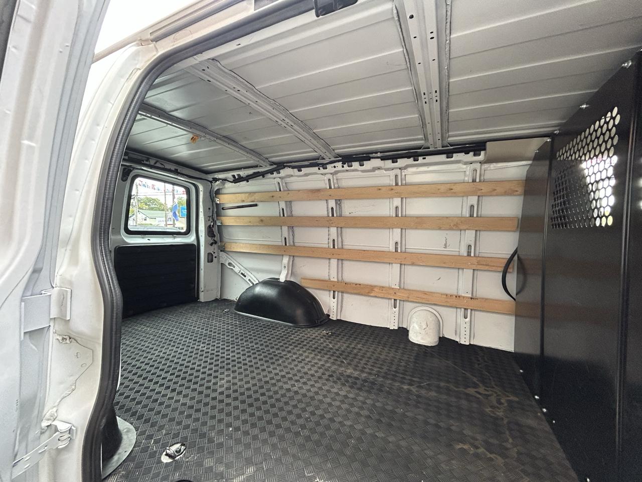 GMC Savana G2500 Cargo 2022
