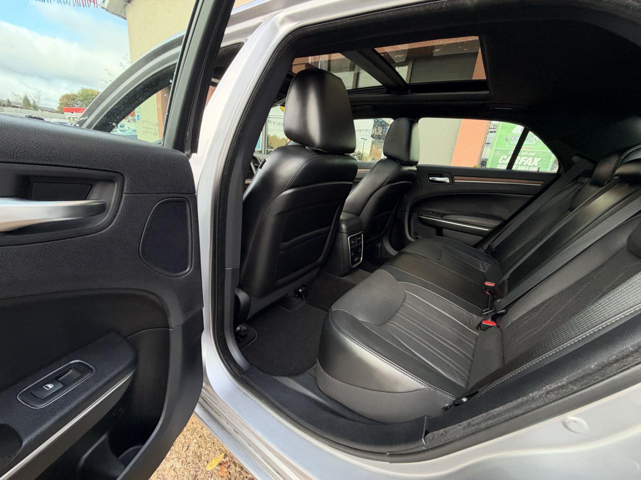 Chrysler 300 C Platinum AWD 2016