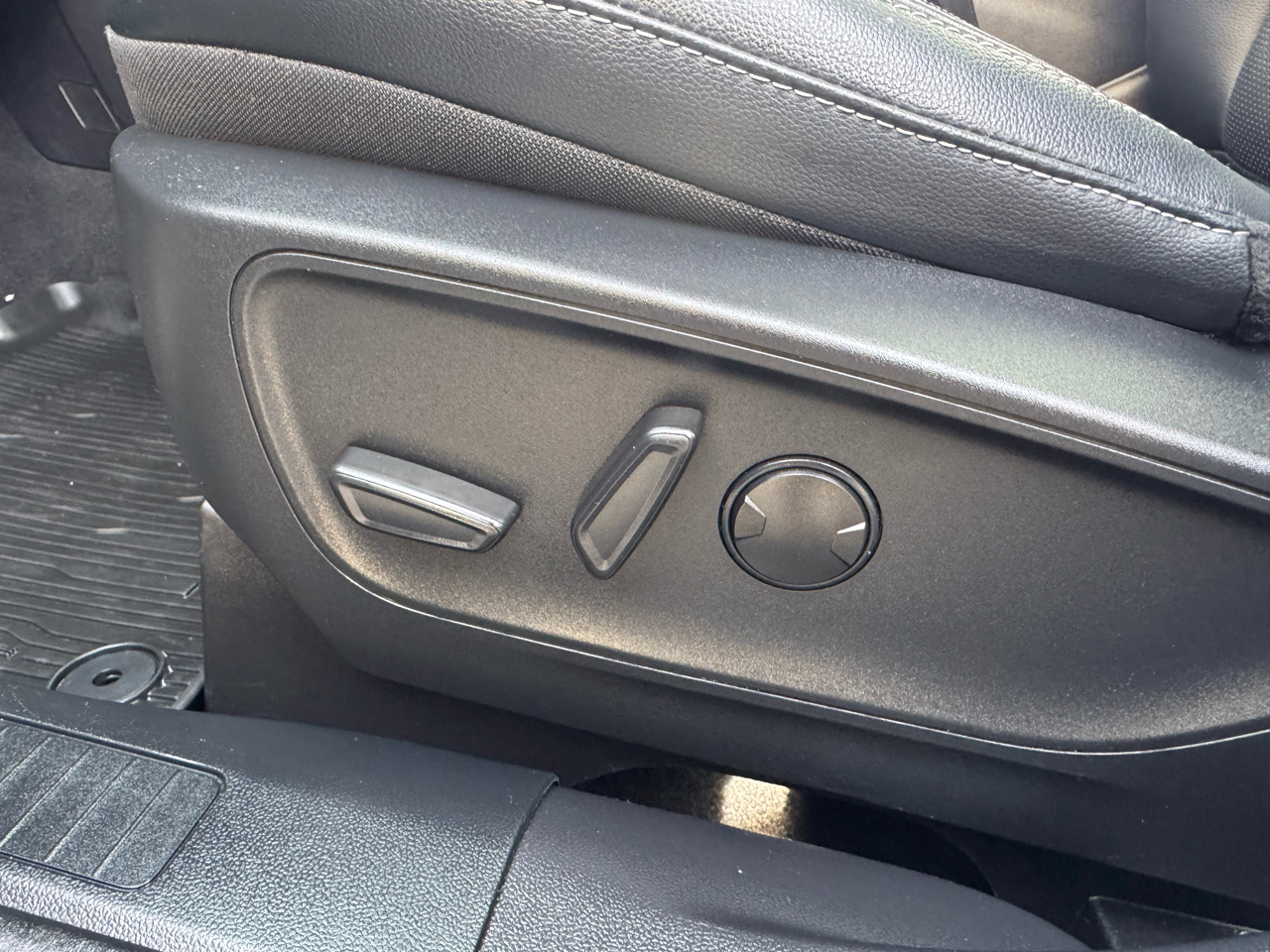 Ford Escape Titanium AWD 2022