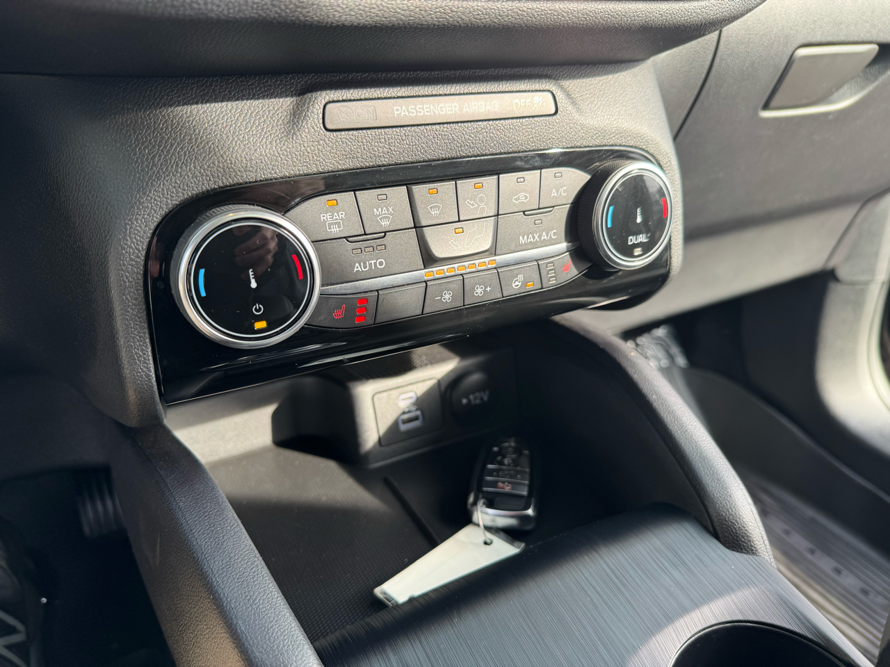 Ford Escape Titanium AWD 2022