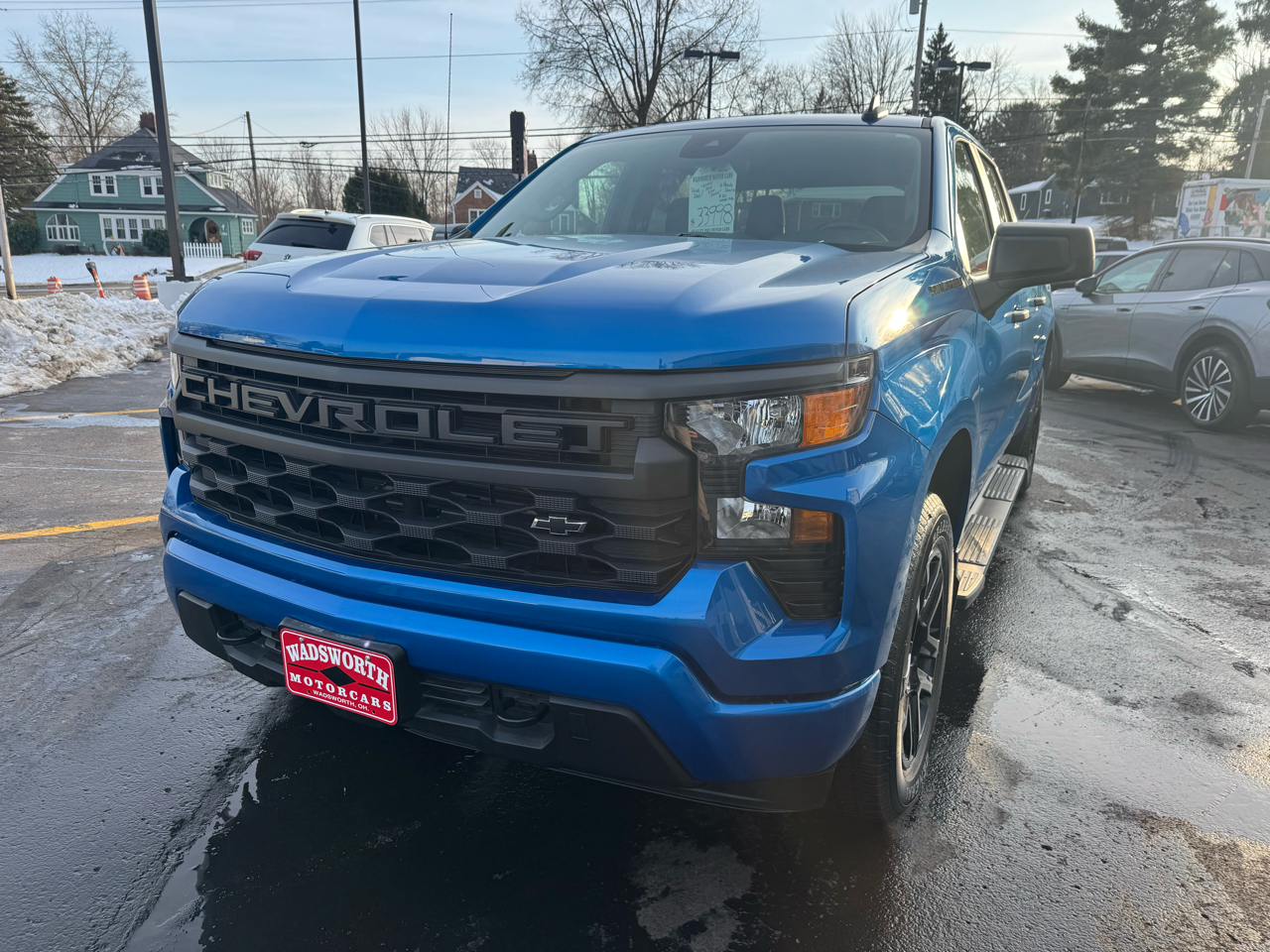 Chevrolet Silverado 1500 4WD Crew Cab 147" Custom 2023
