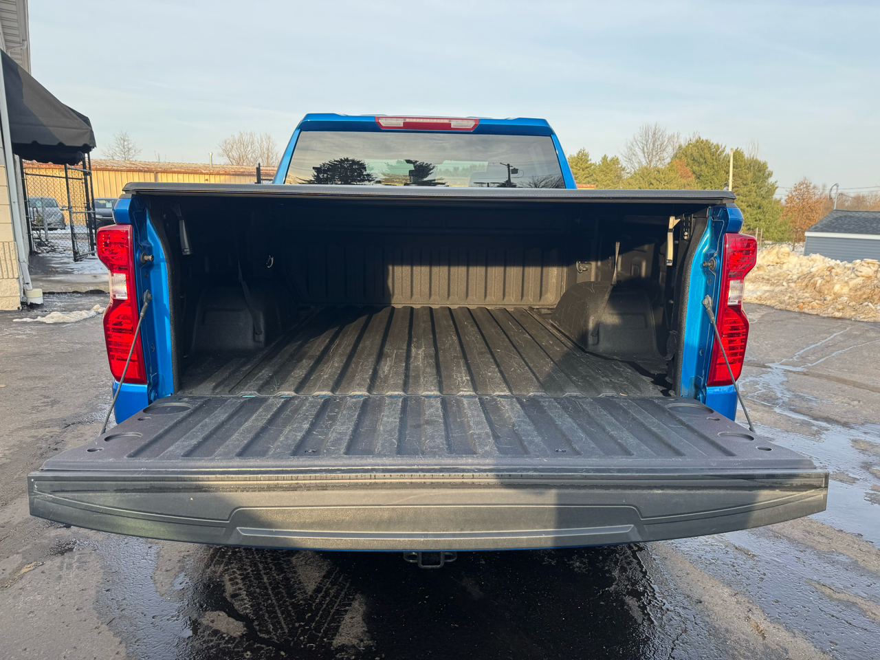 Chevrolet Silverado 1500 4WD Crew Cab 147" Custom 2023