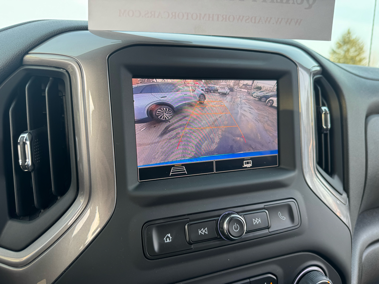 Chevrolet Silverado 1500 4WD Crew Cab 147" Custom 2023