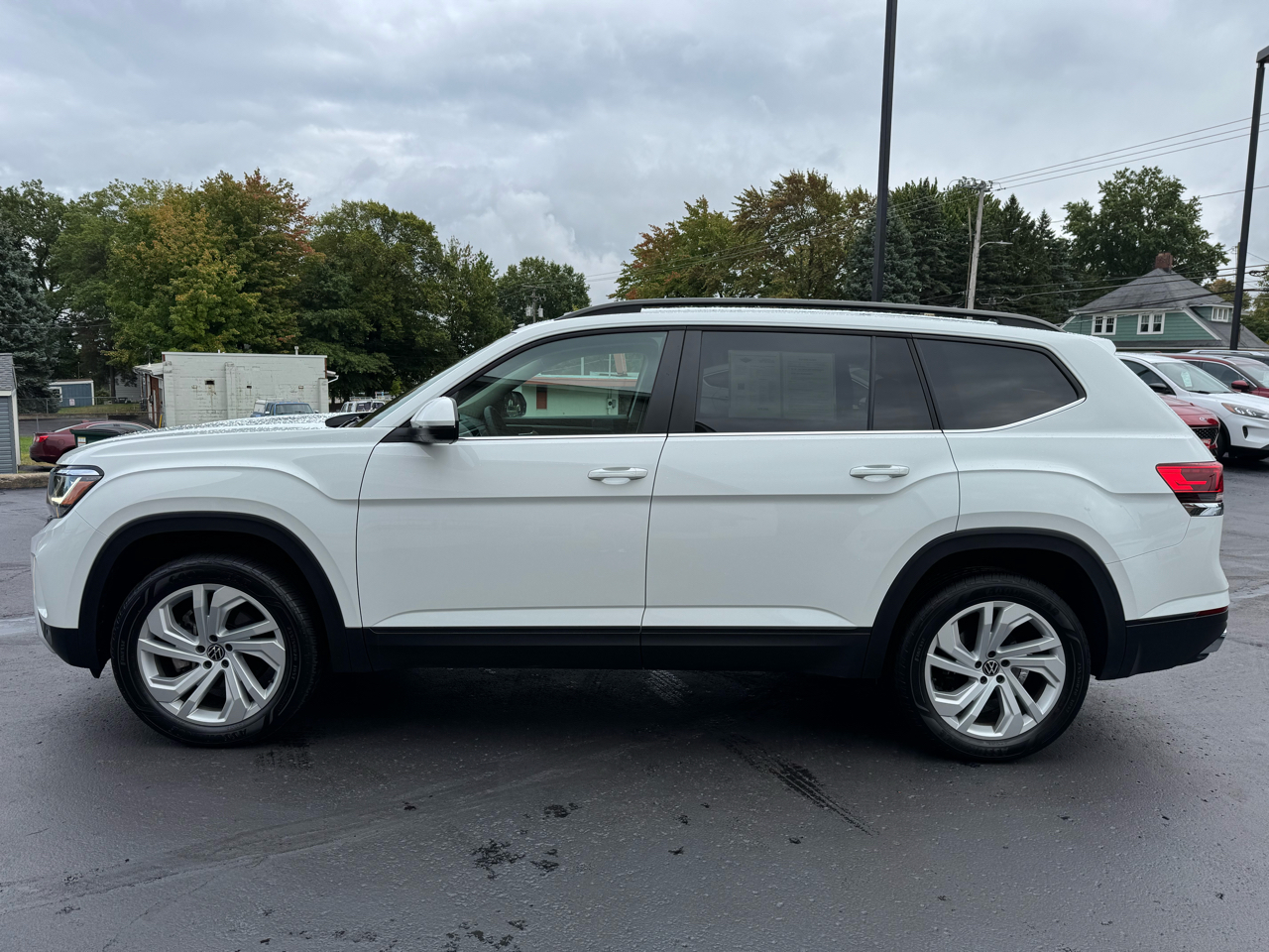 Volkswagen Atlas 2.0T SE w/Technology 4MOTION 2023 Volkswagen Atlas 2.0T SE w/Technology 4MOTION 2023