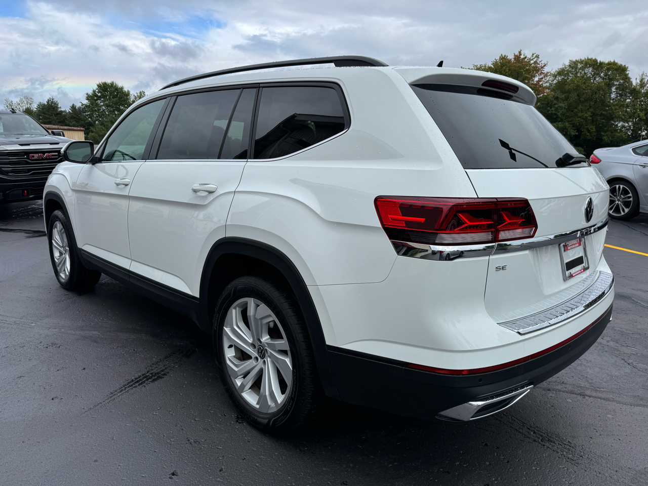 Volkswagen Atlas 2.0T SE w/Technology 4MOTION 2023 Volkswagen Atlas 2.0T SE w/Technology 4MOTION 2023