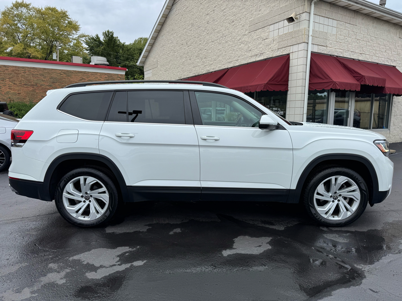 Volkswagen Atlas 2.0T SE w/Technology 4MOTION 2023 Volkswagen Atlas 2.0T SE w/Technology 4MOTION 2023