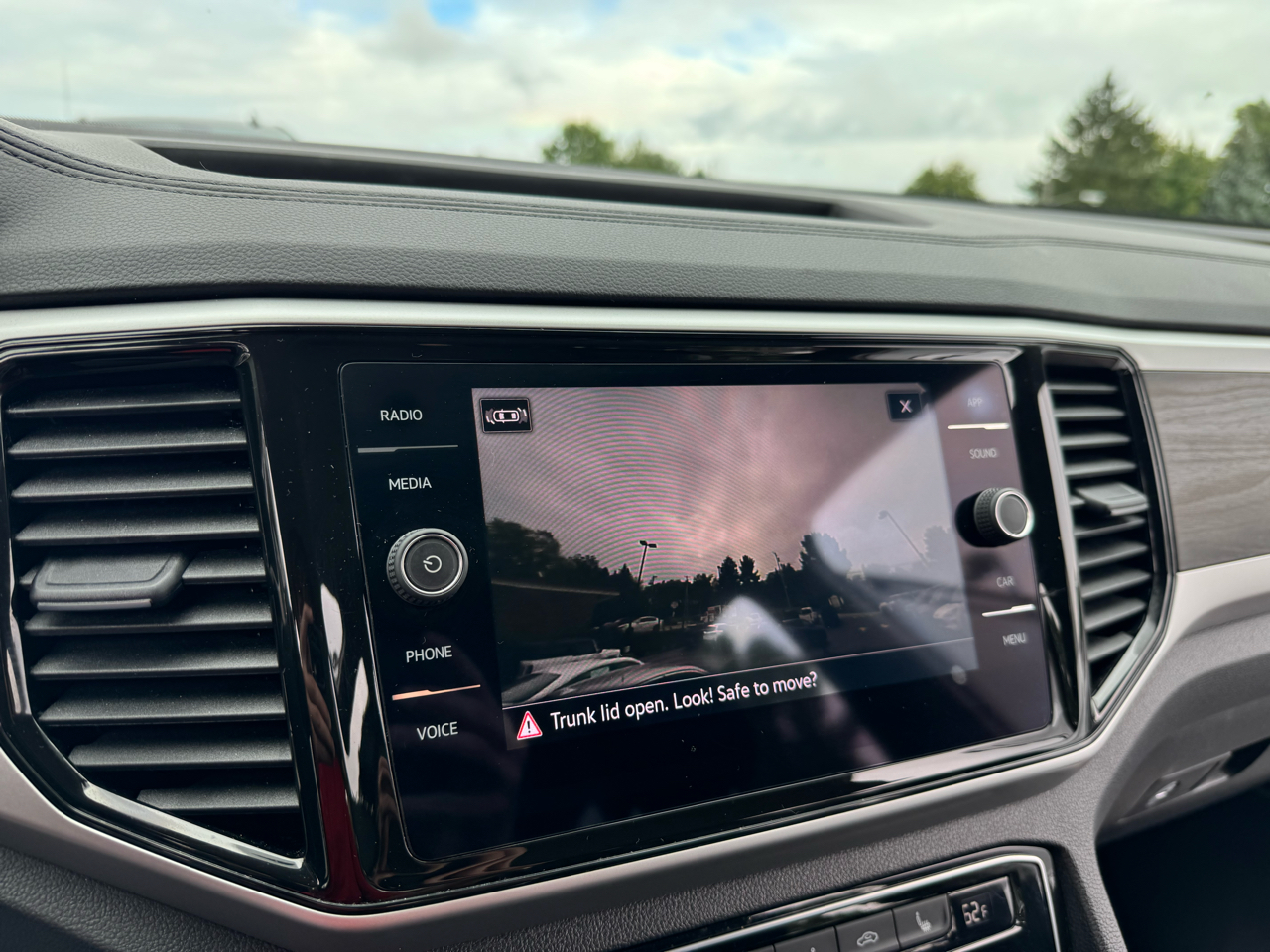 Volkswagen Atlas 2.0T SE w/Technology 4MOTION 2023 Volkswagen Atlas 2.0T SE w/Technology 4MOTION 2023