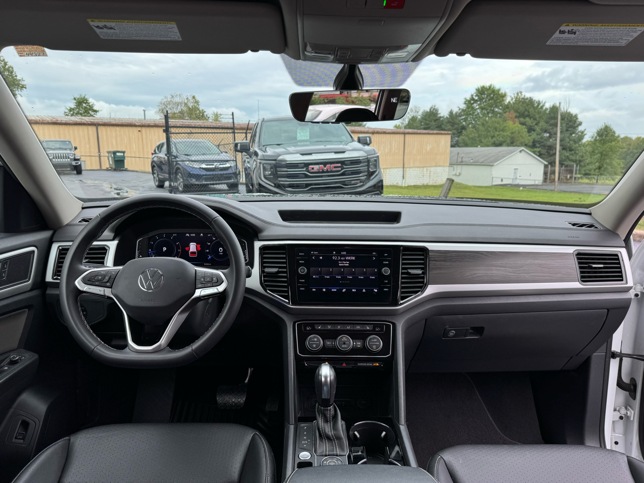 Volkswagen Atlas 2.0T SE w/Technology 4MOTION 2023 Volkswagen Atlas 2.0T SE w/Technology 4MOTION 2023