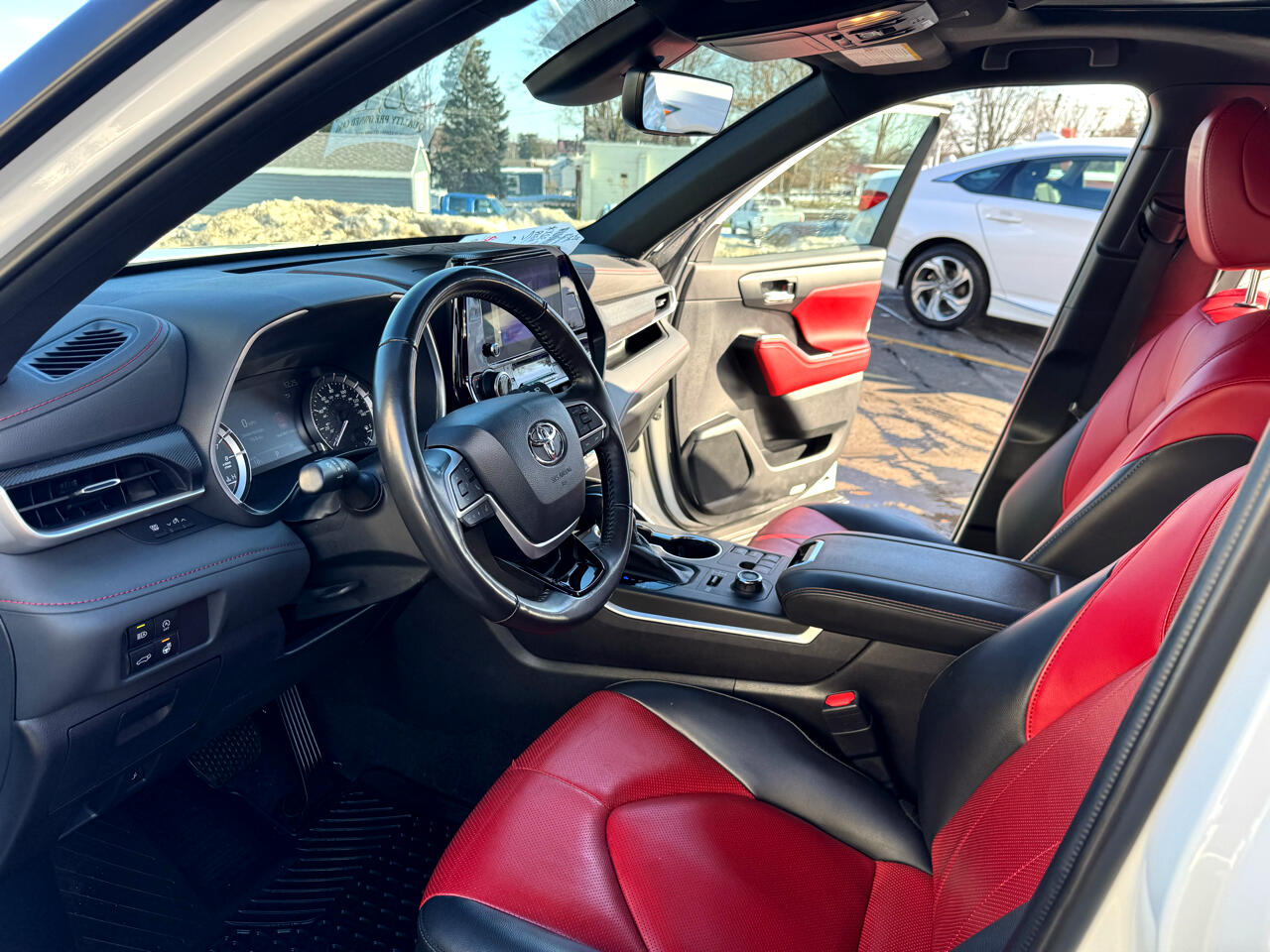 Toyota Highlander XSE 4D SUV AWD 2023