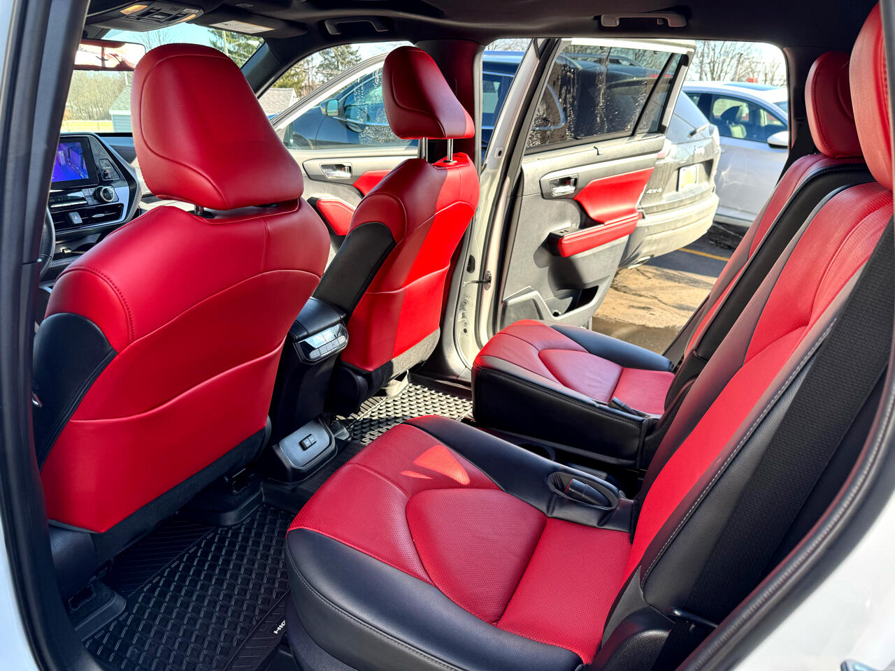 Toyota Highlander XSE 4D SUV AWD 2023