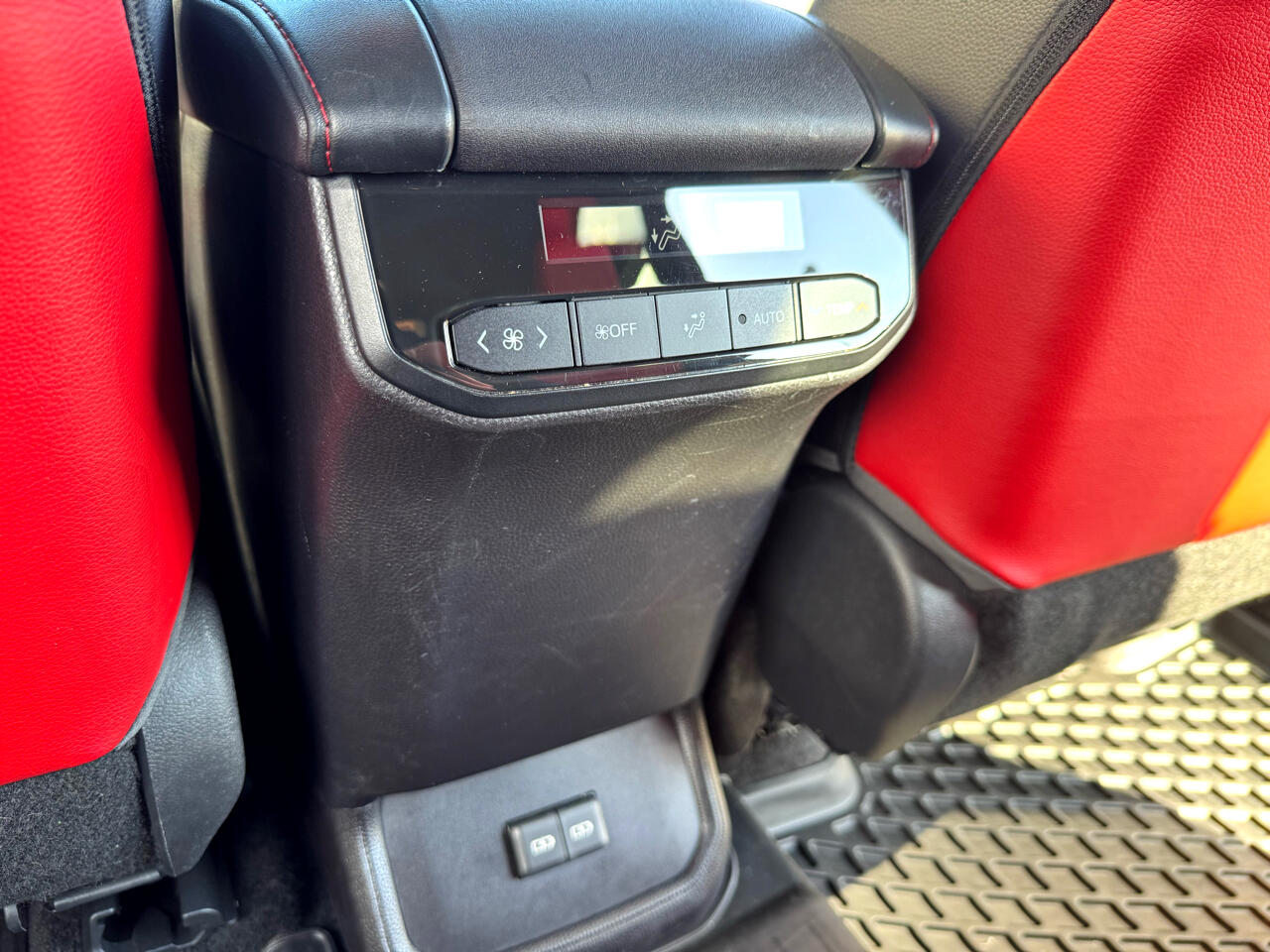 Toyota Highlander XSE 4D SUV AWD 2023