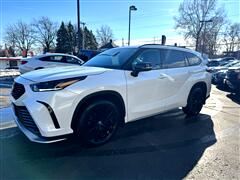 2023 Toyota Highlander 