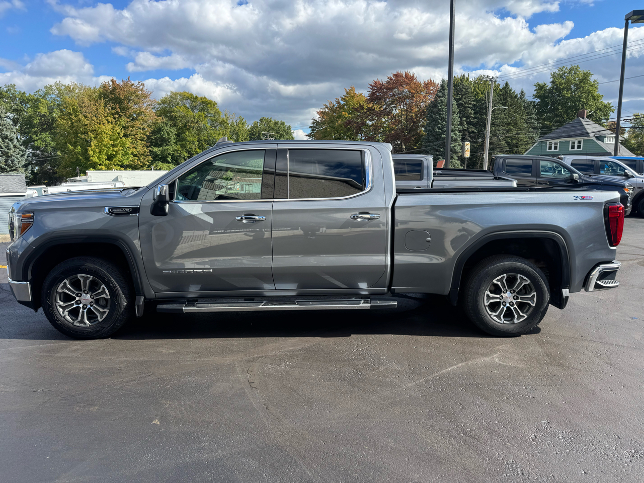 GMC Sierra 1500 Limited 4WD Crew Cab 147" SLT 2022 GMC Sierra 1500 Limited 4WD Crew Cab 147" SLT 2022
