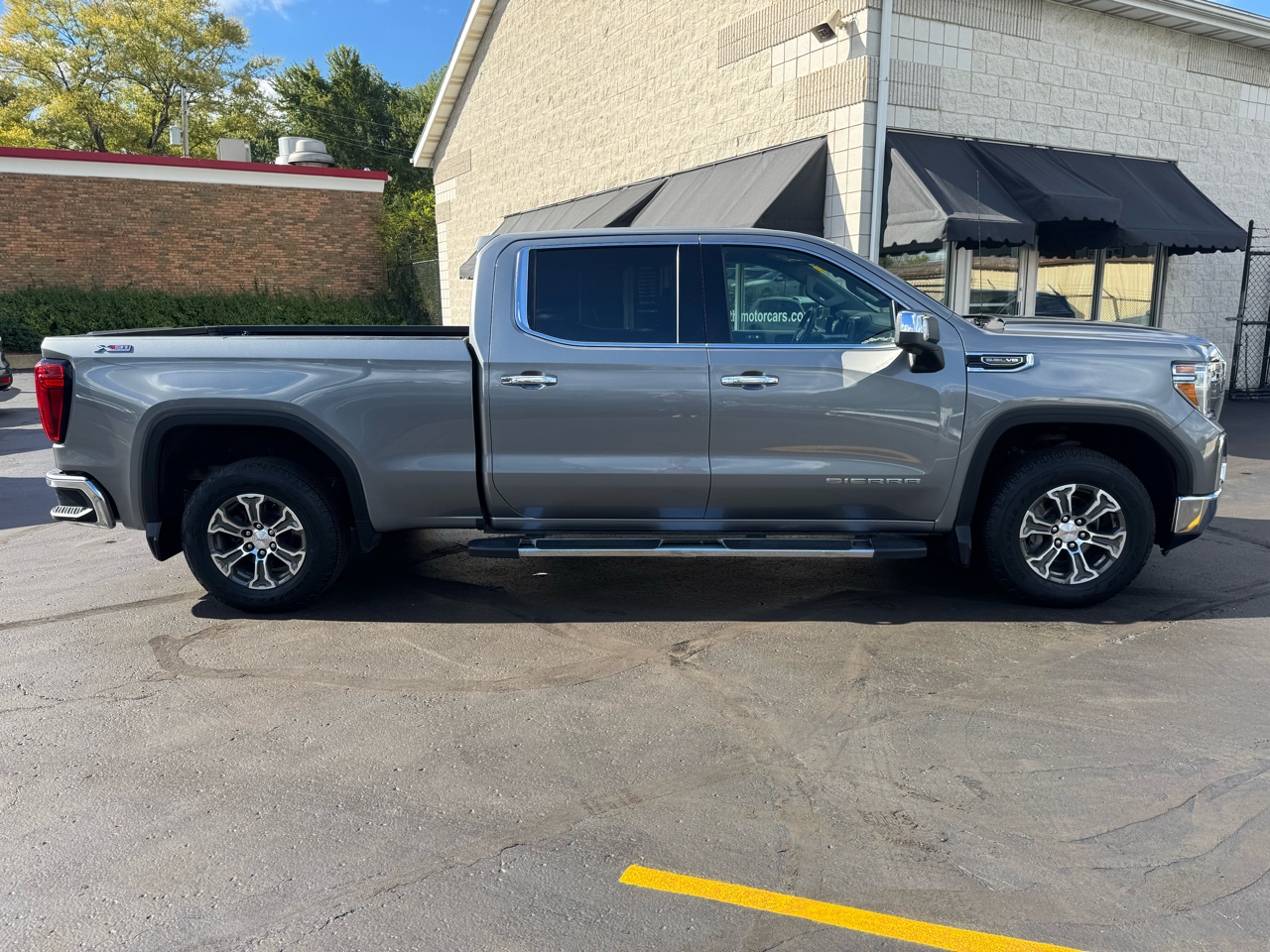 GMC Sierra 1500 Limited 4WD Crew Cab 147" SLT 2022 GMC Sierra 1500 Limited 4WD Crew Cab 147" SLT 2022