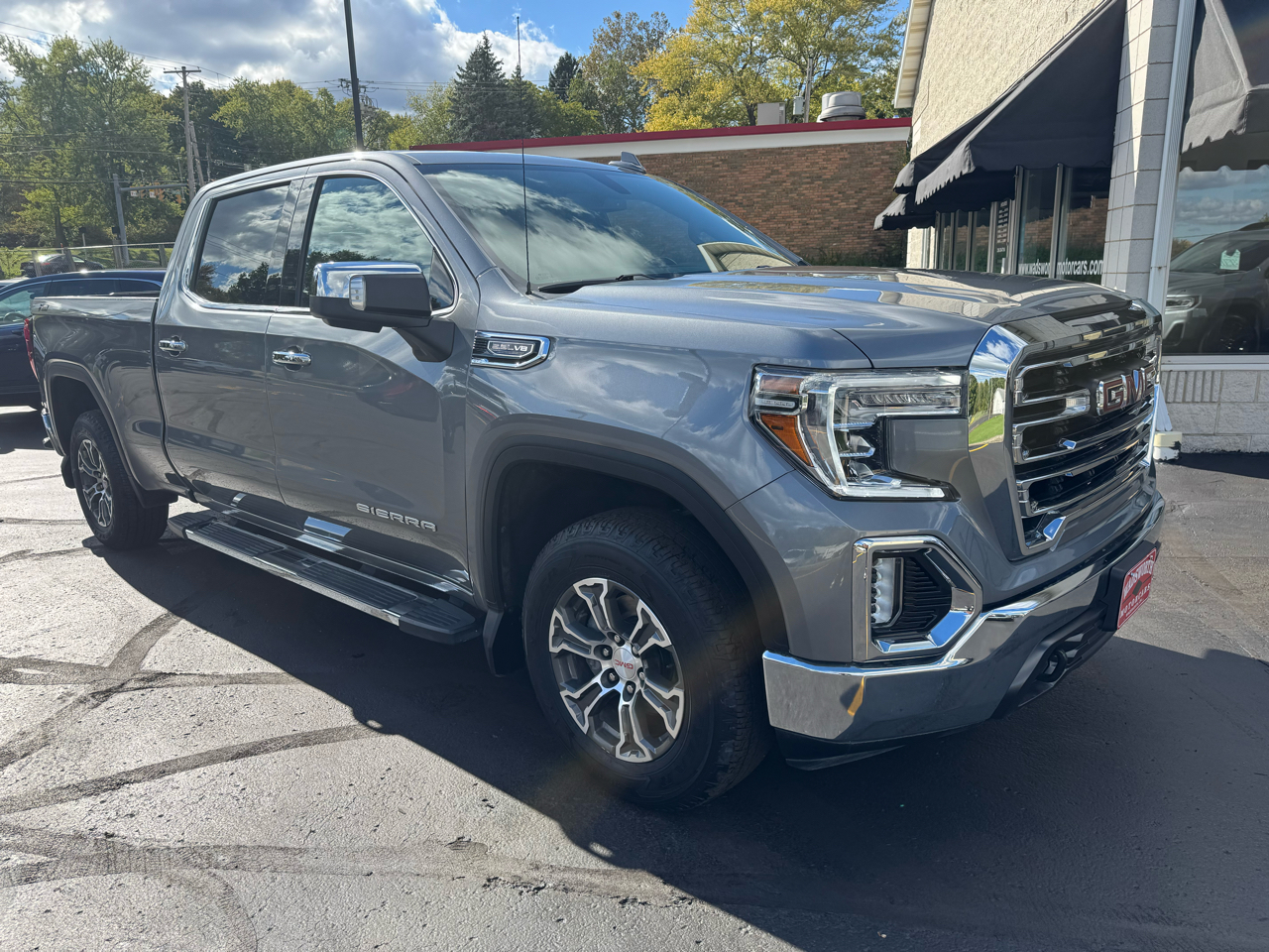 GMC Sierra 1500 Limited 4WD Crew Cab 147" SLT 2022 GMC Sierra 1500 Limited 4WD Crew Cab 147" SLT 2022