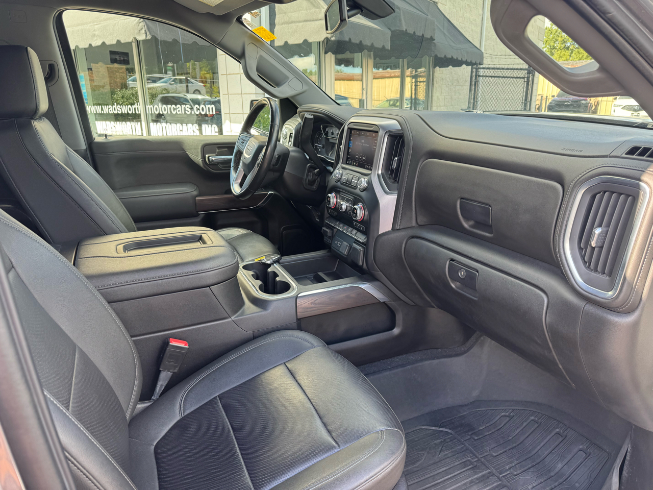 GMC Sierra 1500 Limited 4WD Crew Cab 147" SLT 2022 GMC Sierra 1500 Limited 4WD Crew Cab 147" SLT 2022