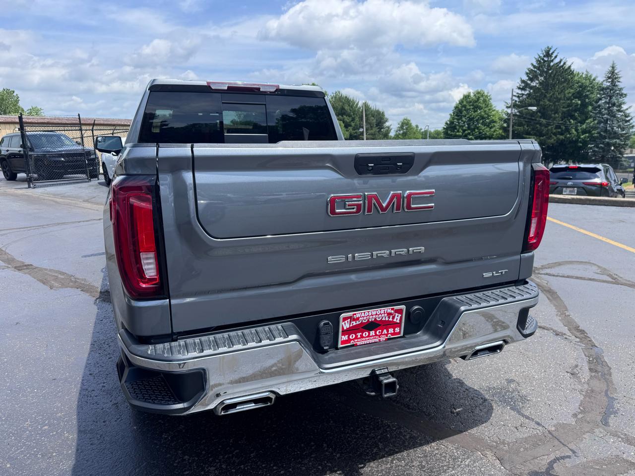 GMC Sierra 1500 Limited 4WD Crew Cab 147" SLT 2022