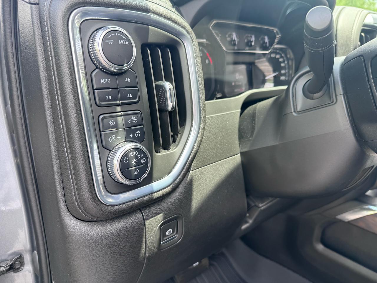 GMC Sierra 1500 Limited 4WD Crew Cab 147" SLT 2022