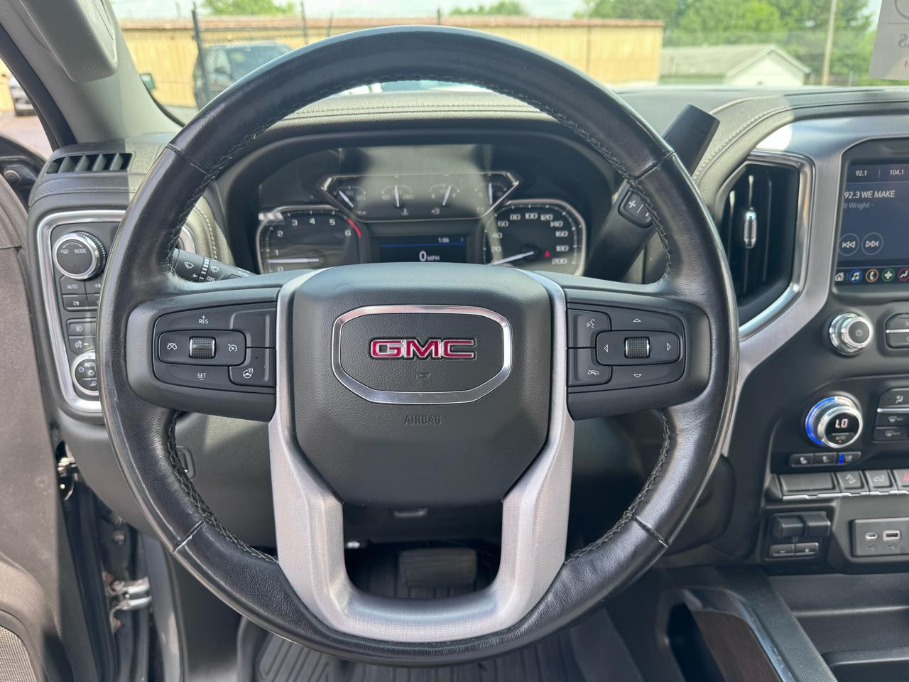 GMC Sierra 1500 Limited 4WD Crew Cab 147" SLT 2022