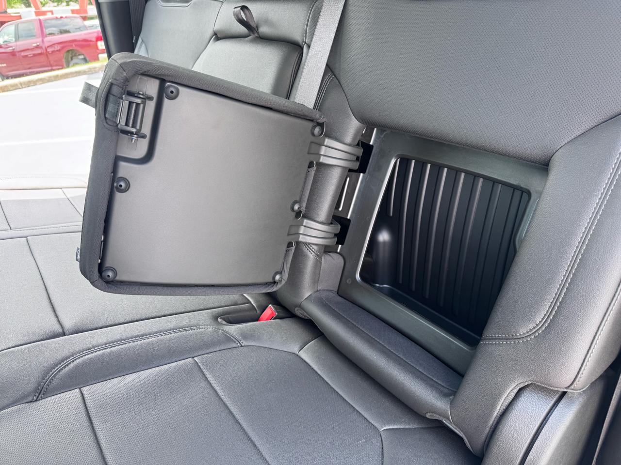 GMC Sierra 1500 Limited 4WD Crew Cab 147" SLT 2022