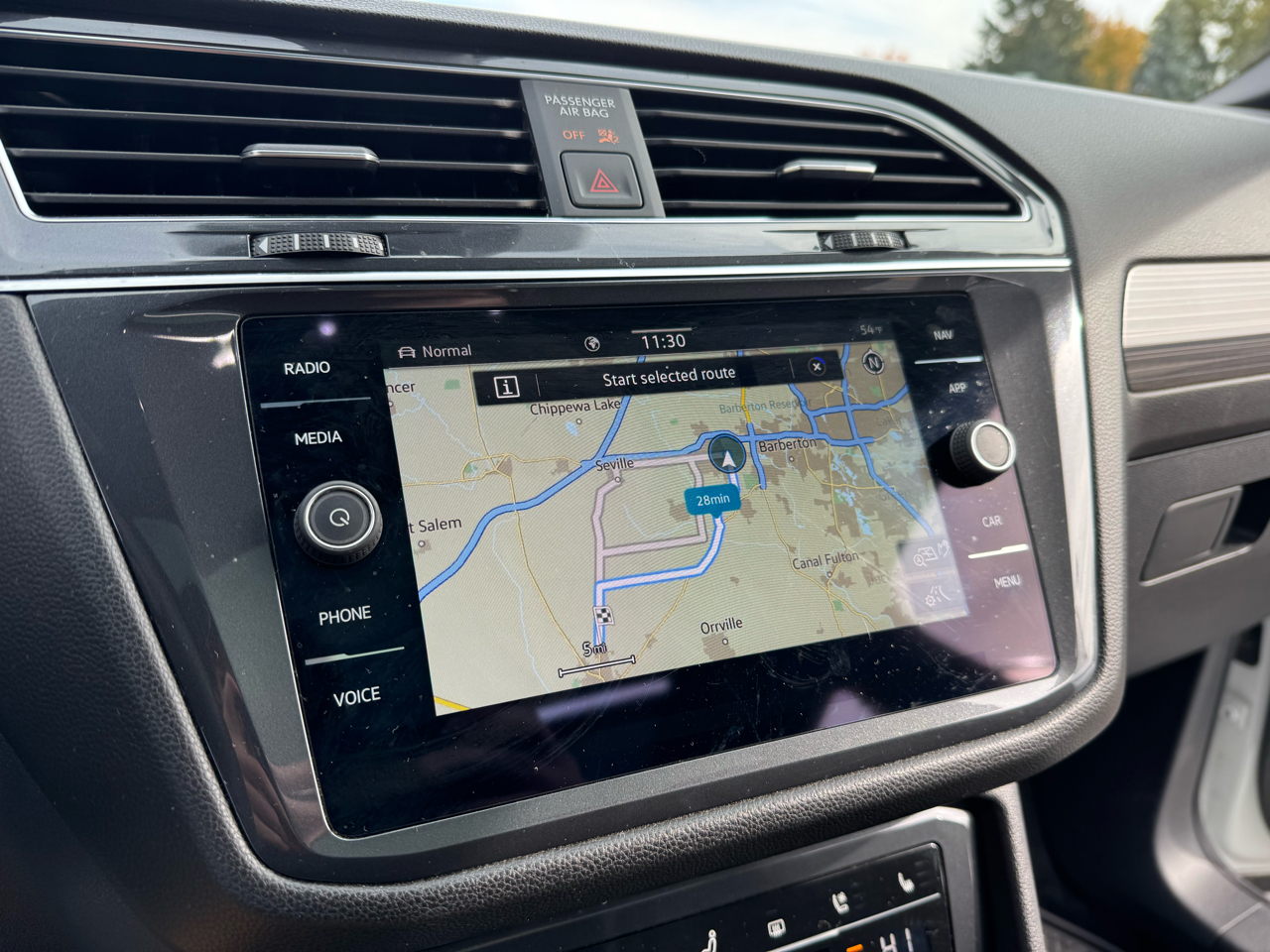 Volkswagen Tiguan 2.0T SEL R-Line 4MOTION 2023 Volkswagen Tiguan 2.0T SEL R-Line 4MOTION 2023