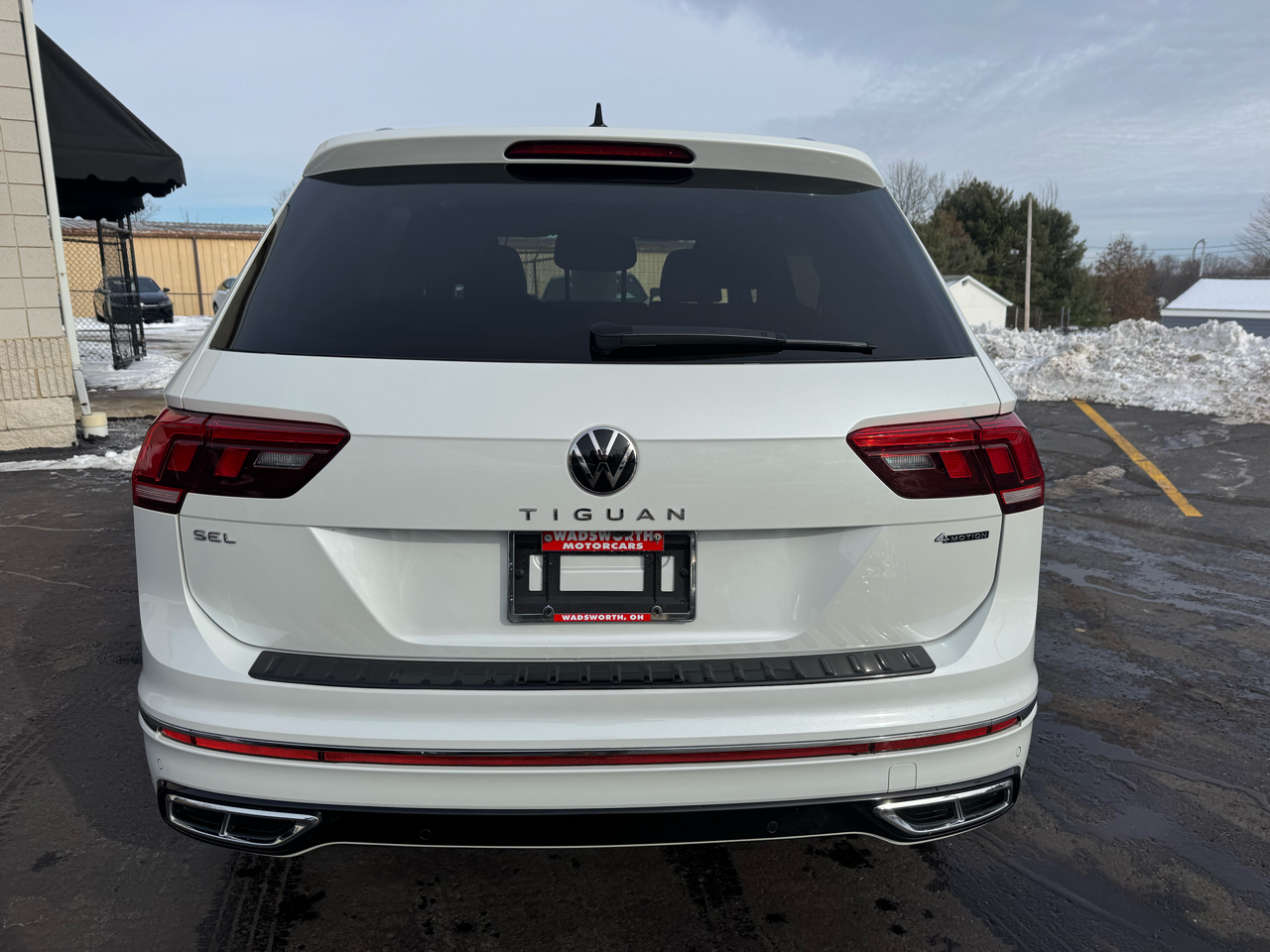 Volkswagen Tiguan 2.0T SEL R-Line 4MOTION 2023