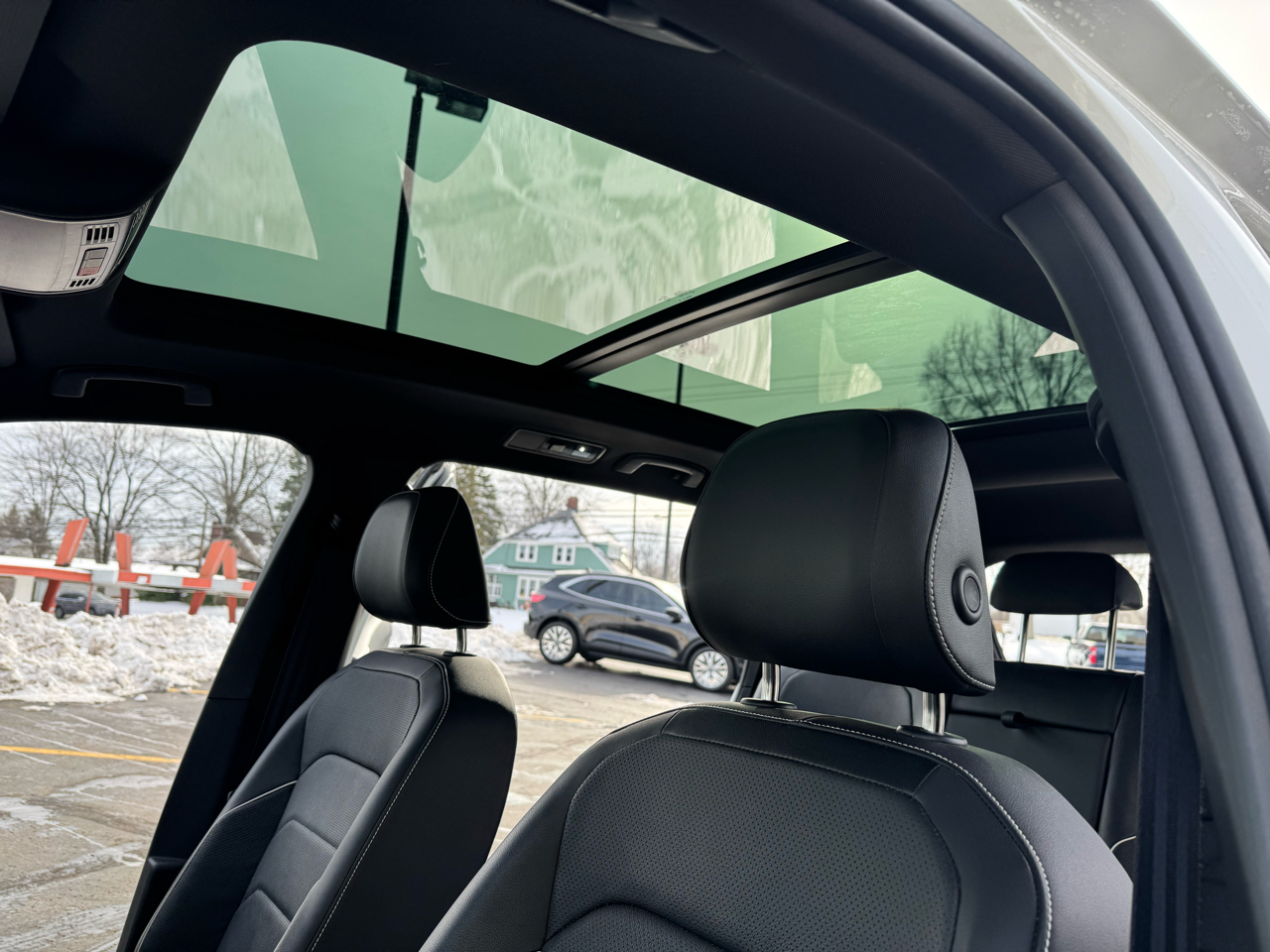 Volkswagen Tiguan 2.0T SEL R-Line 4MOTION 2023