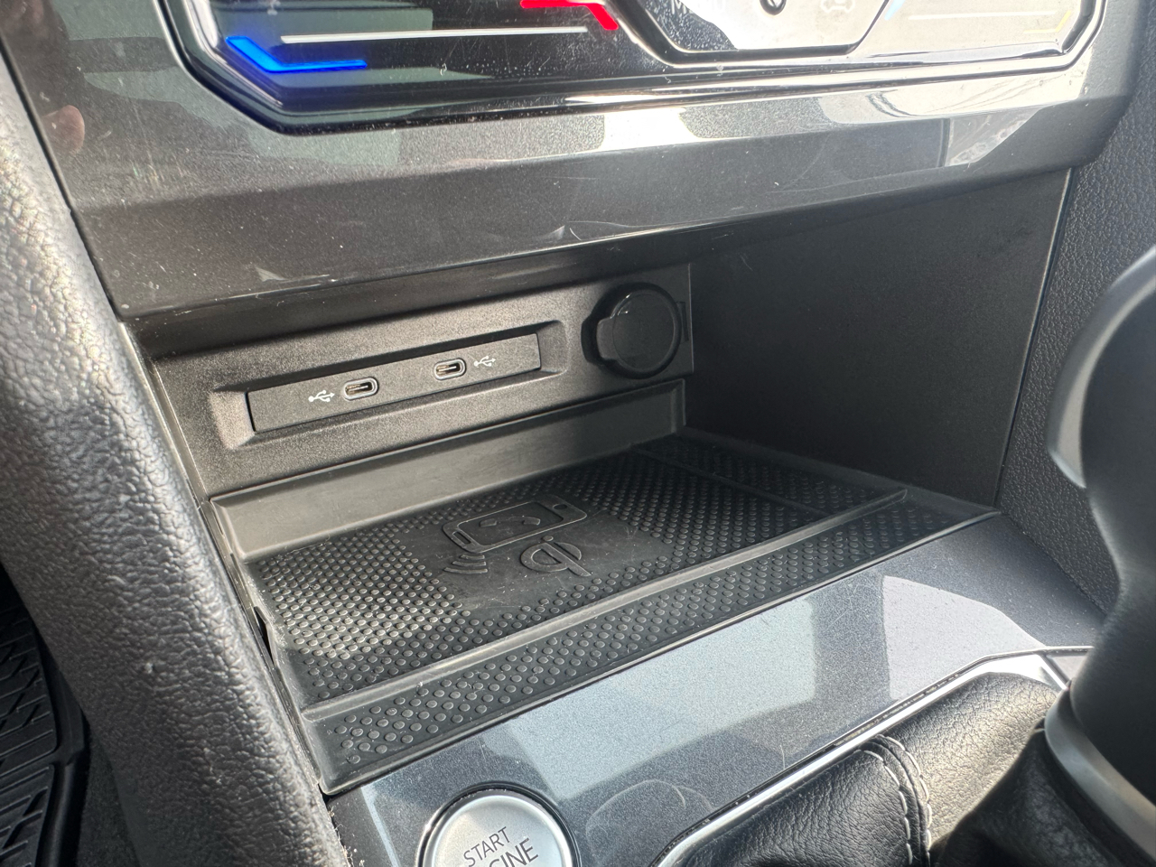 Volkswagen Tiguan 2.0T SEL R-Line 4MOTION 2023