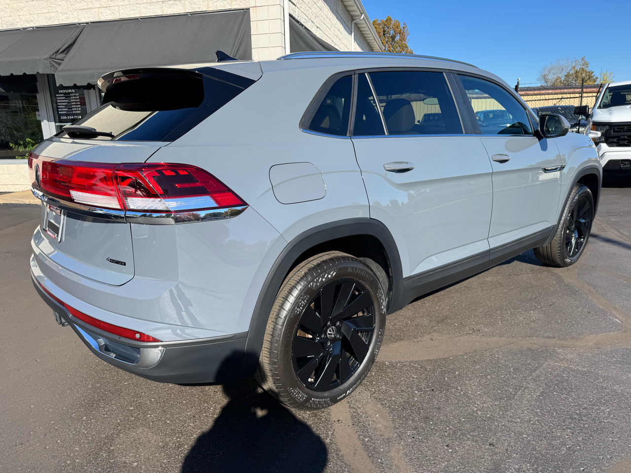Volkswagen Atlas Cross Sport 2.0T SE w/Technology 4MOTION 2025 Volkswagen Atlas Cross Sport 2.0T SE w/Technology 4MOTION 2025