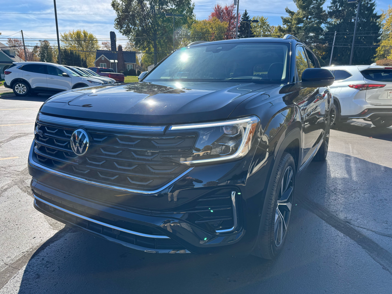 Volkswagen Atlas 2.0T SEL Premium R-Line 4MOTION 2025 Volkswagen Atlas 2.0T SEL Premium R-Line 4MOTION 2025