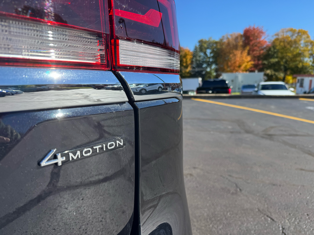 Volkswagen Atlas 2.0T SEL Premium R-Line 4MOTION 2025 Volkswagen Atlas 2.0T SEL Premium R-Line 4MOTION 2025