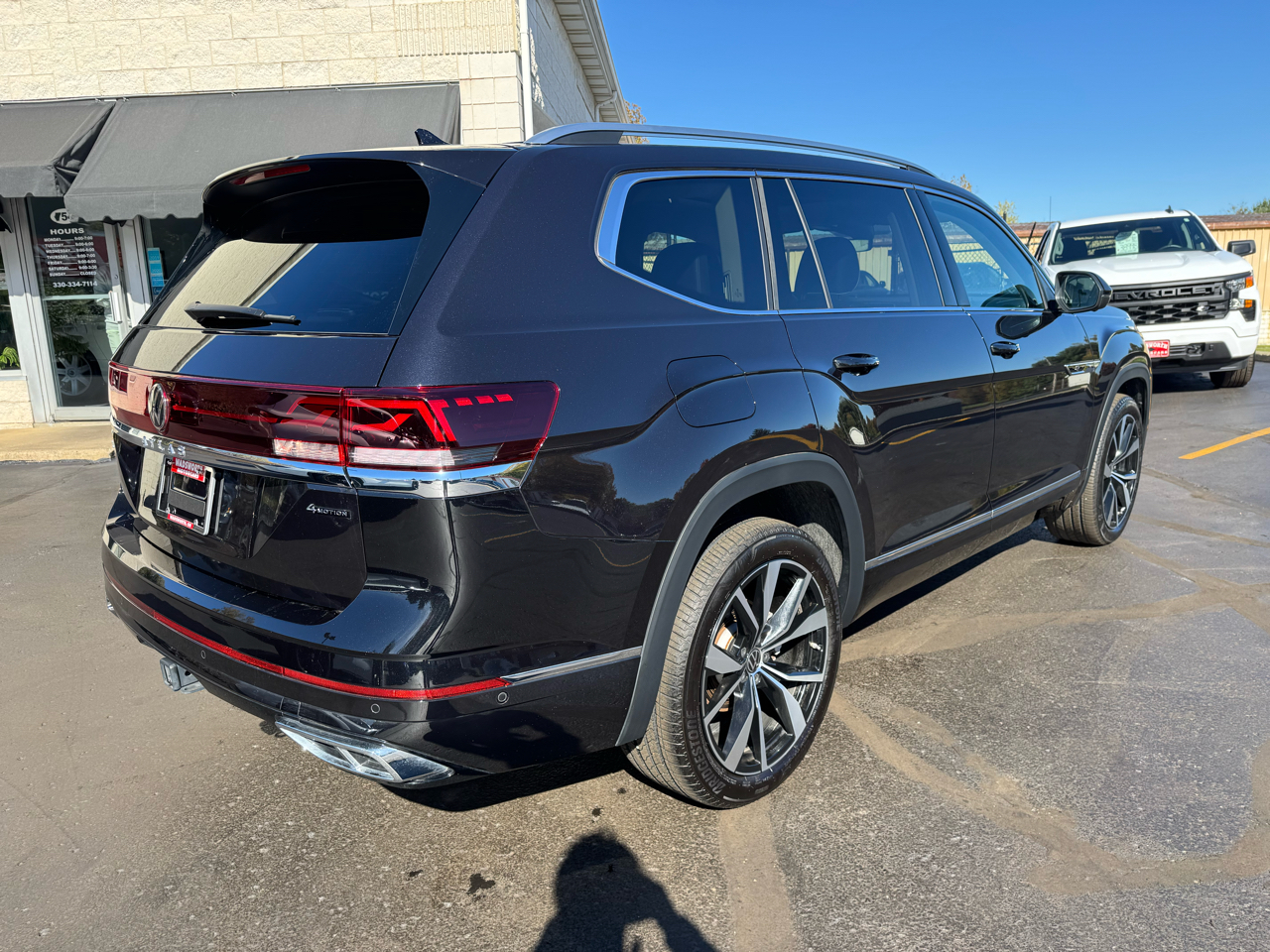 Volkswagen Atlas 2.0T SEL Premium R-Line 4MOTION 2025 Volkswagen Atlas 2.0T SEL Premium R-Line 4MOTION 2025