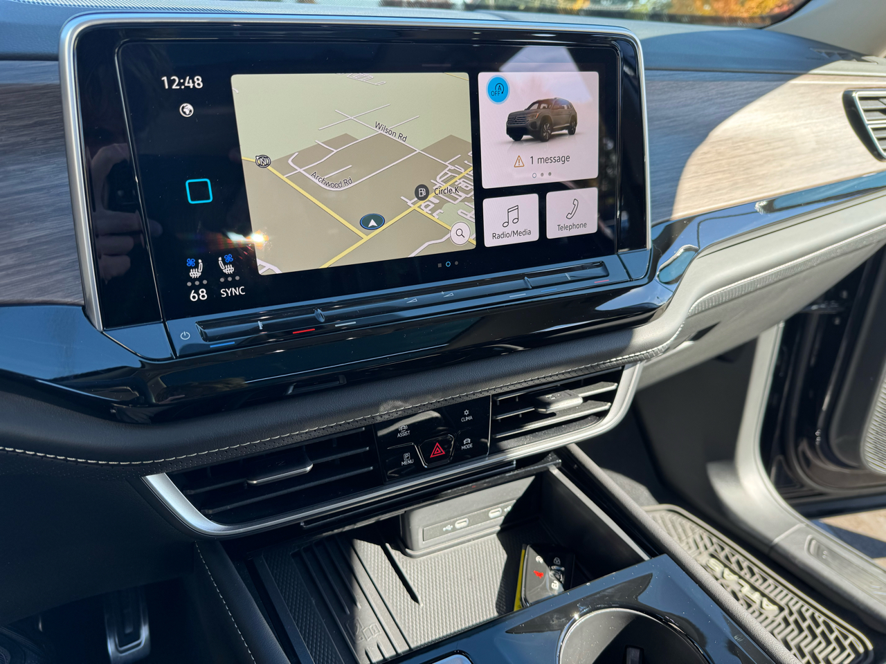 Volkswagen Atlas 2.0T SEL Premium R-Line 4MOTION 2025 Volkswagen Atlas 2.0T SEL Premium R-Line 4MOTION 2025