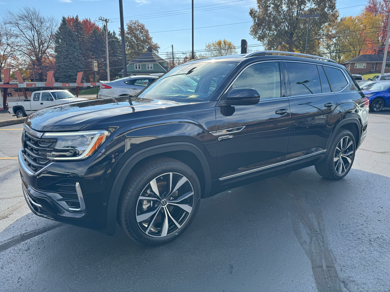 2025 Volkswagen Atlas 2.0T SEL Premium R-Line 4MOTION
