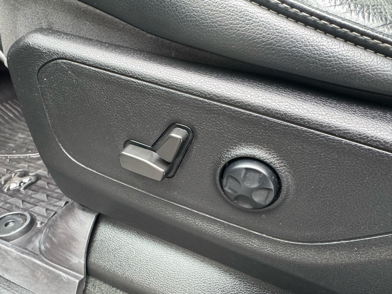 RAM 1500 Sport Crew Cab 4WD 2021