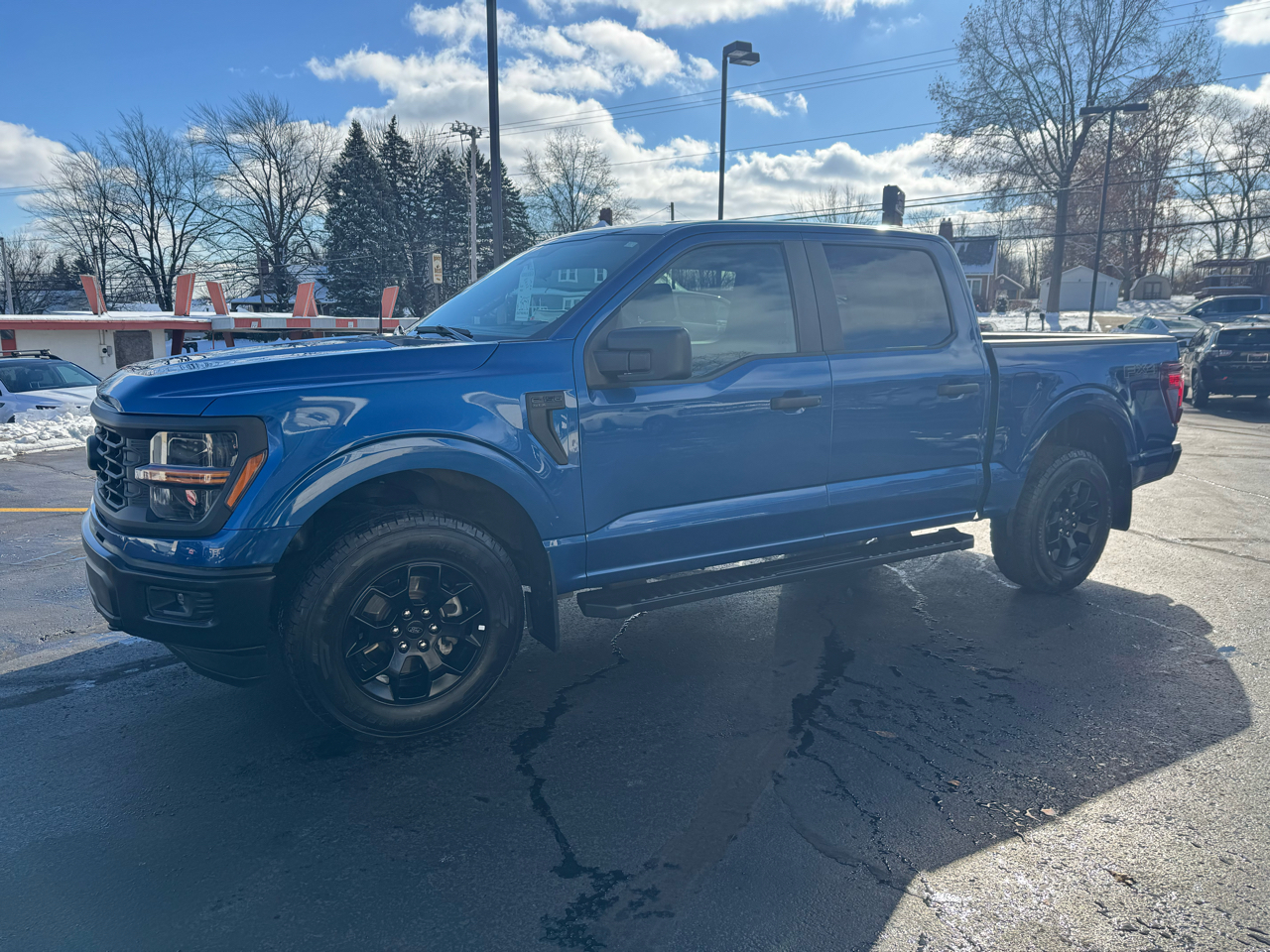 2024 Ford F-150 STX 4WD SuperCrew 5.5' Box
