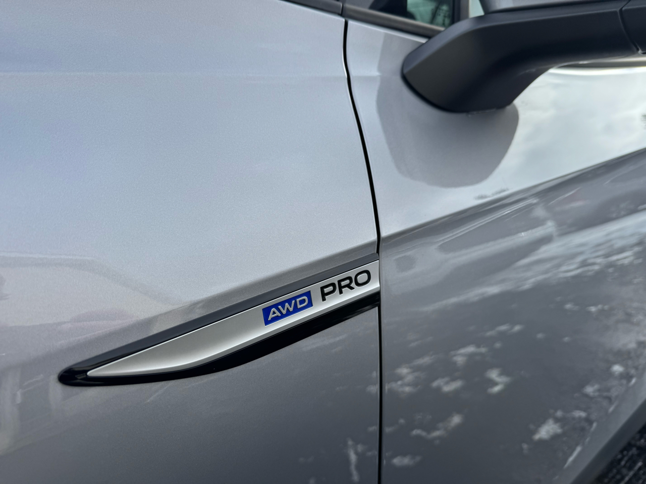 Volkswagen ID.4 Pro AWD 2025