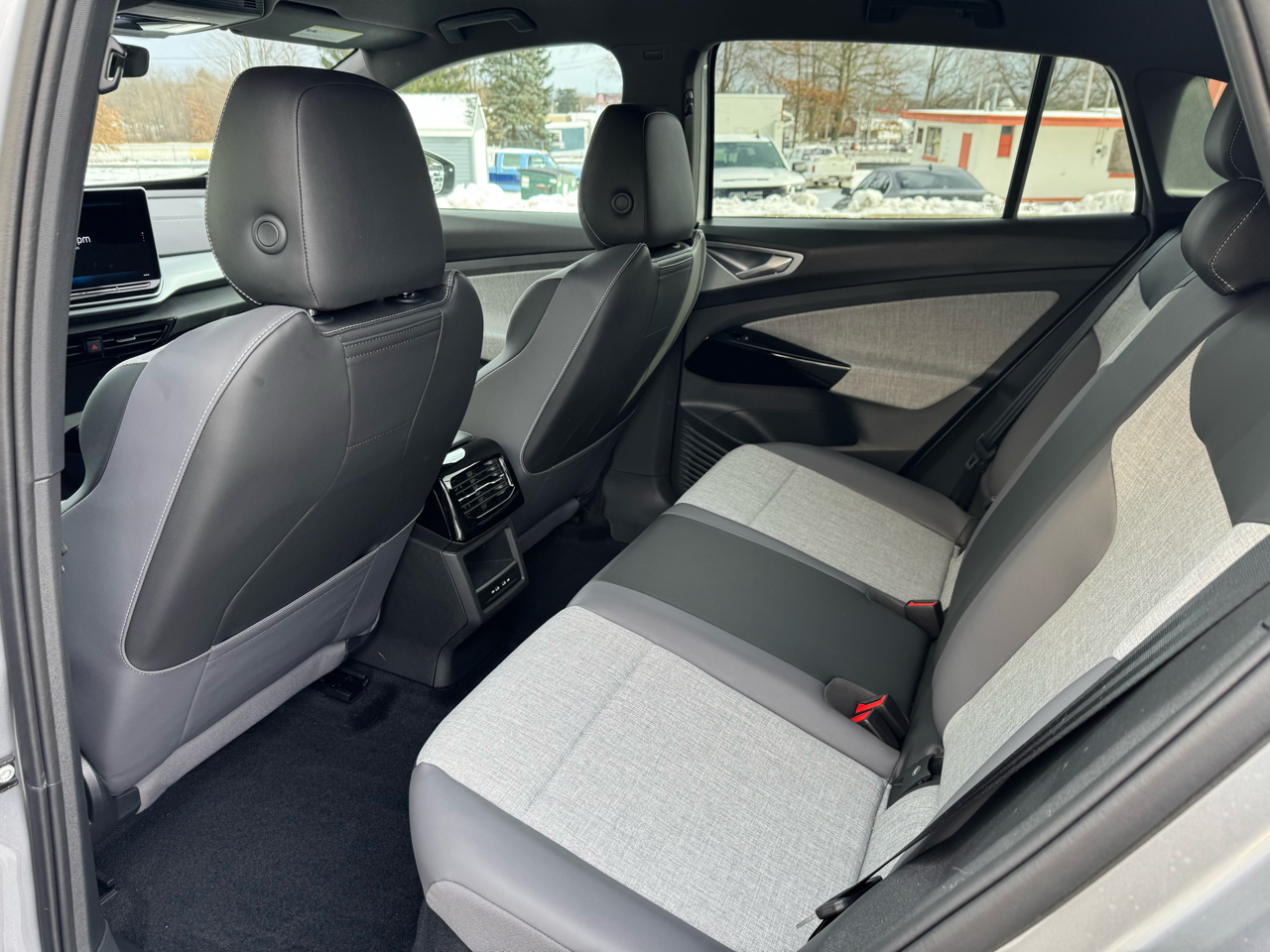 Volkswagen ID.4 Pro AWD 2025