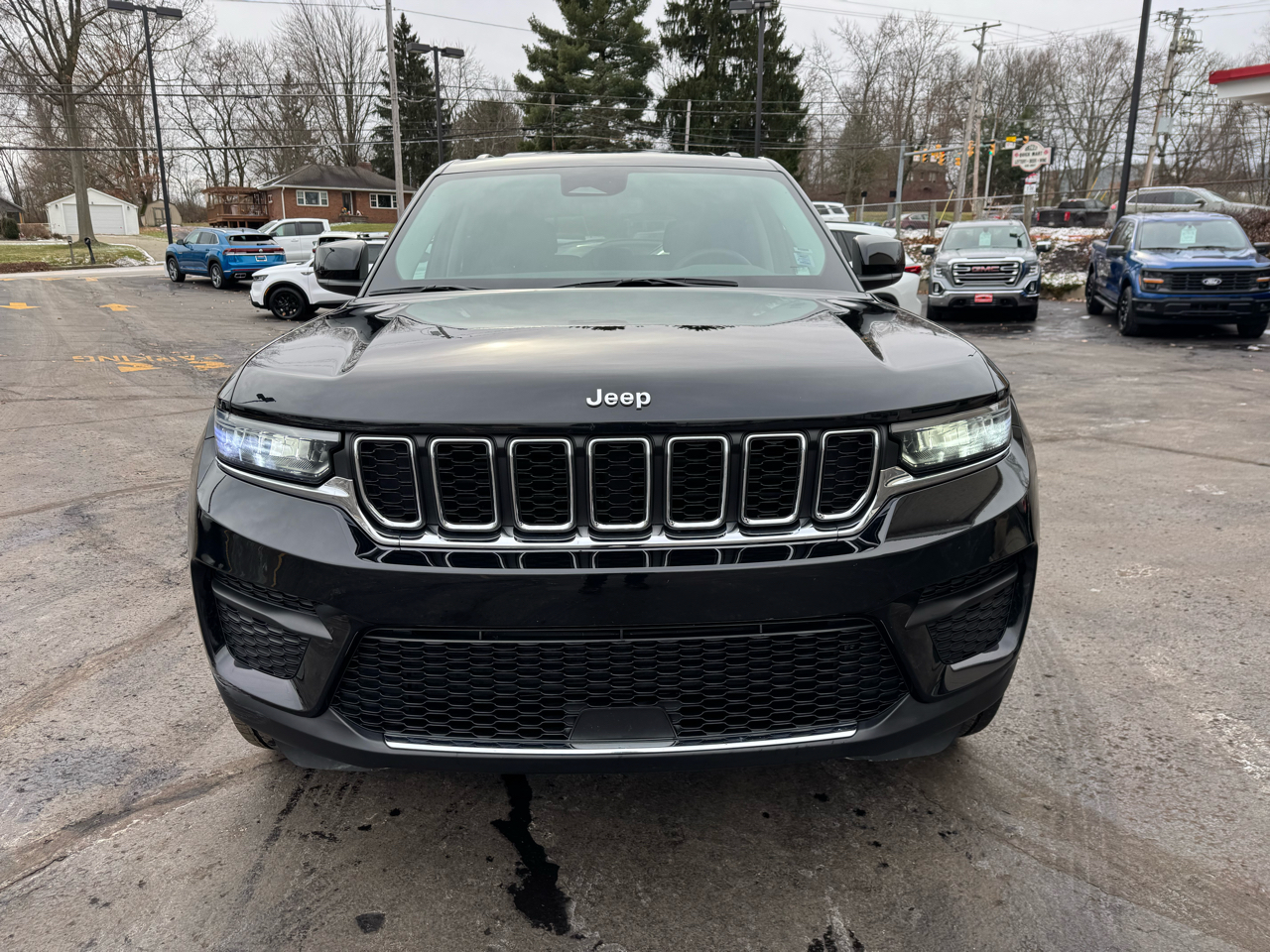 Jeep Grand Cherokee Laredo 4x4 2023