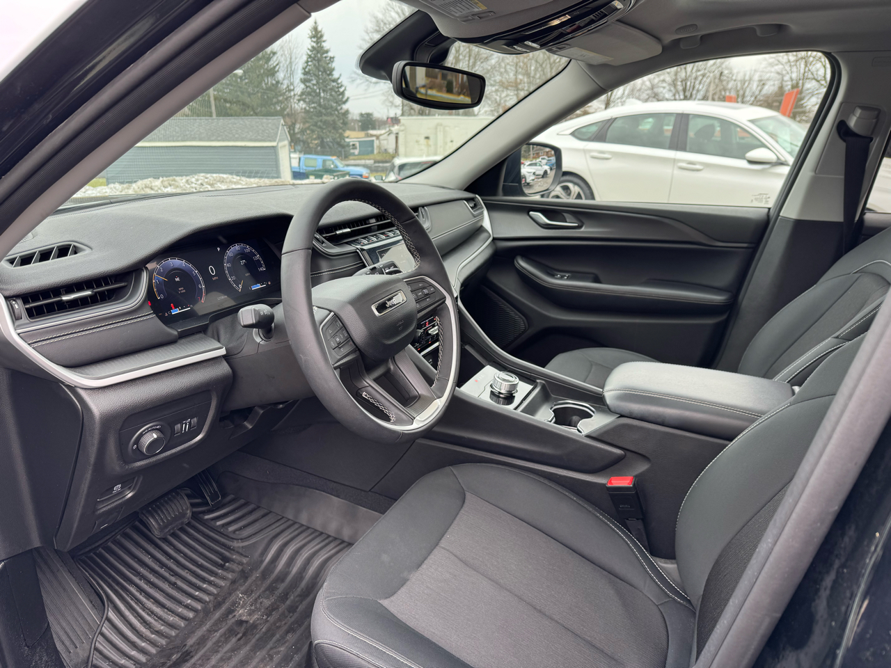 Jeep Grand Cherokee Laredo 4x4 2023