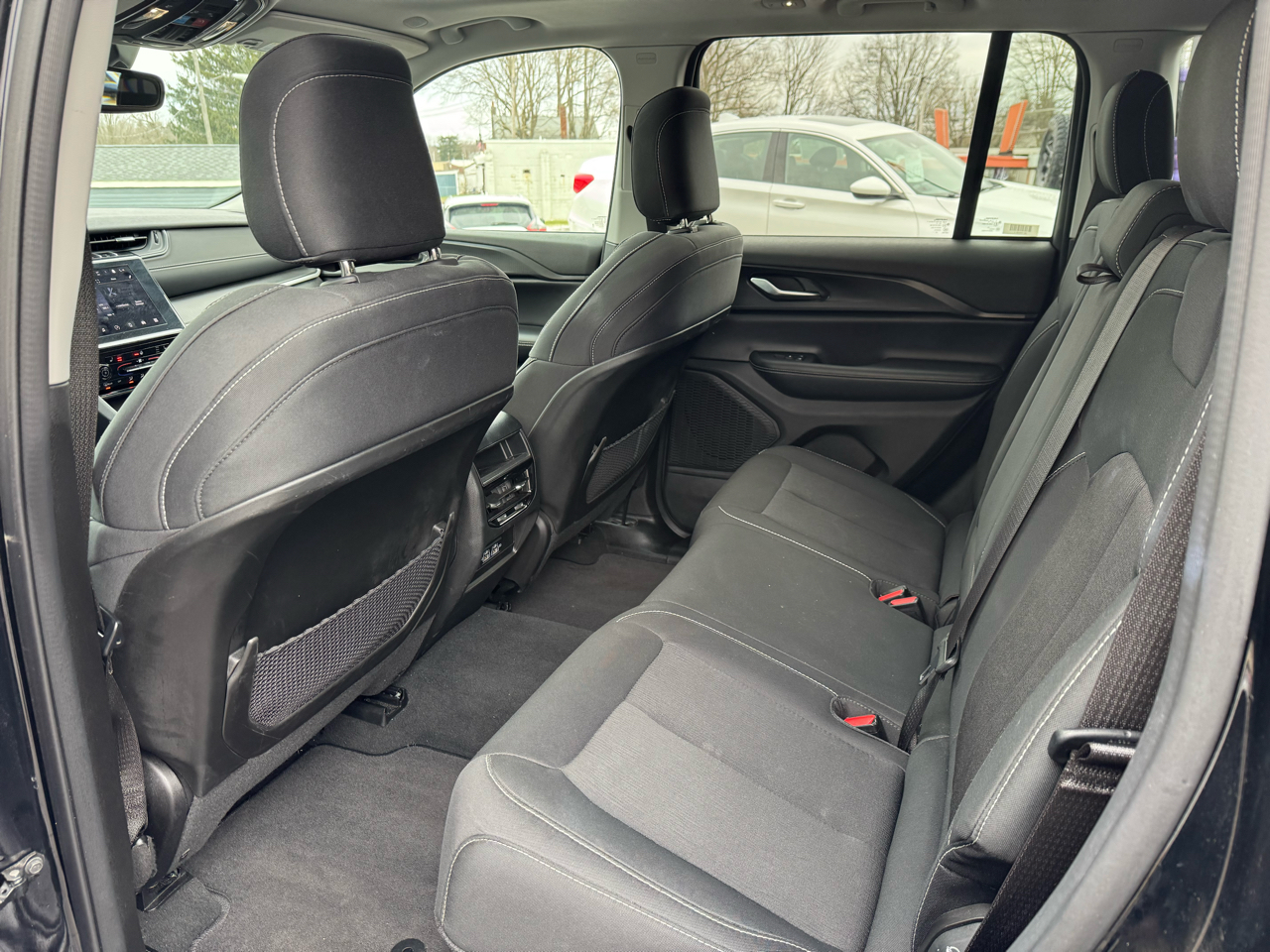 Jeep Grand Cherokee Laredo 4x4 2023