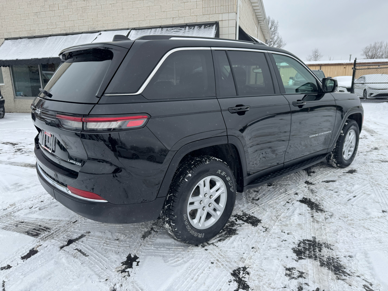 Jeep Grand Cherokee Laredo 4x4 2023