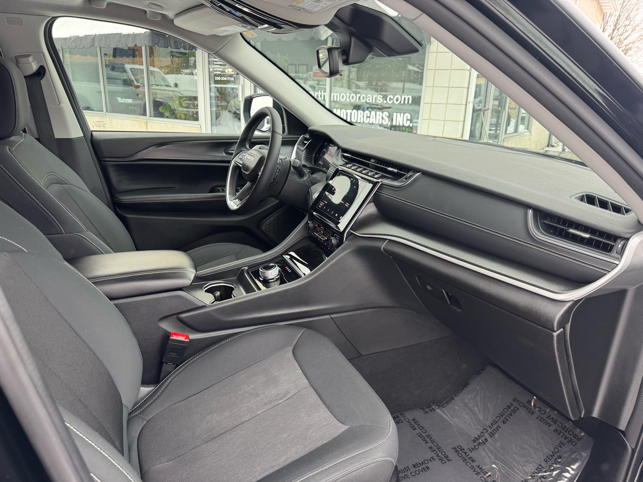 Jeep Grand Cherokee Laredo 4x4 2023